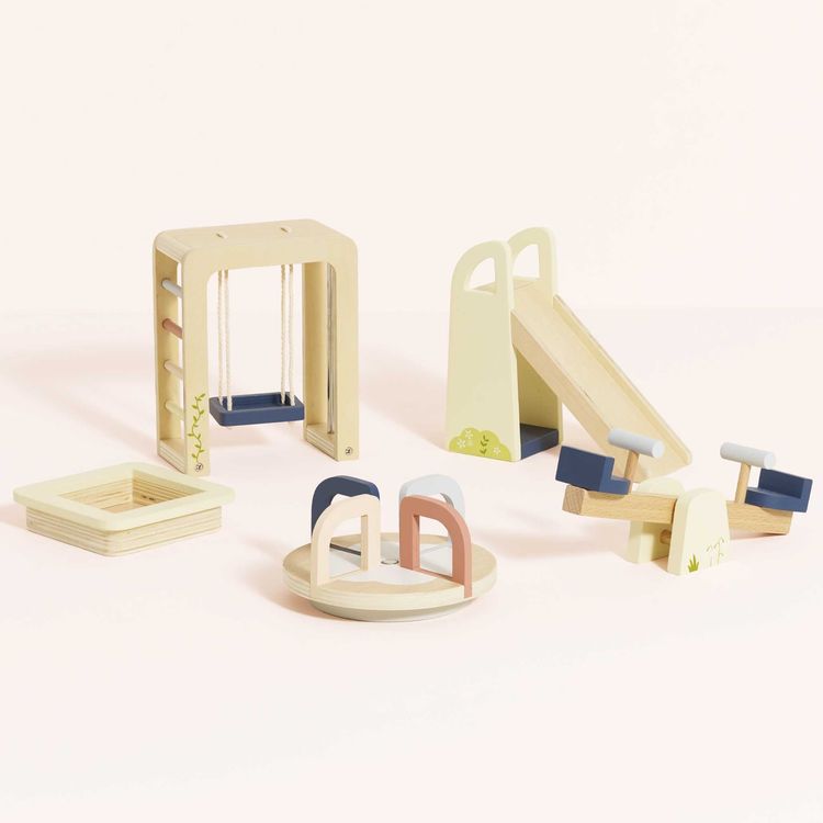 5-Piece Wooden Dollhouse Outdoor Play Set - Image 3