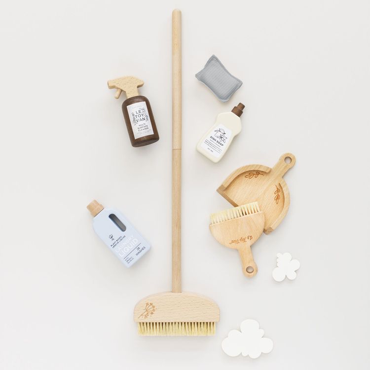 7 Piece Eco-friendly Wooden Cleaning Set - Image 3