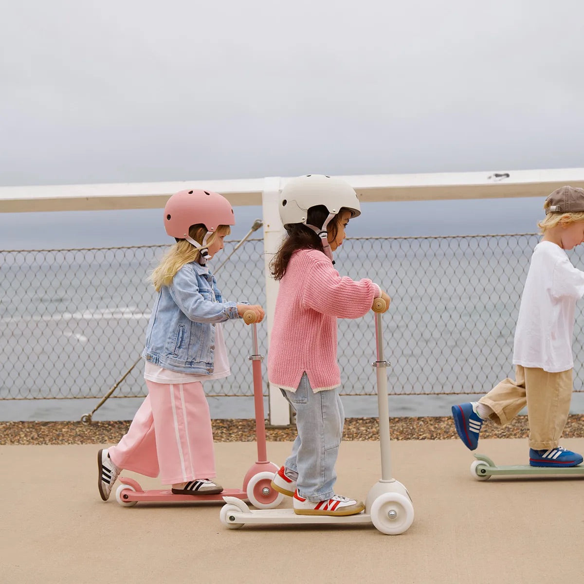 Alternative view of Banwood Eco Scooter - Ivory