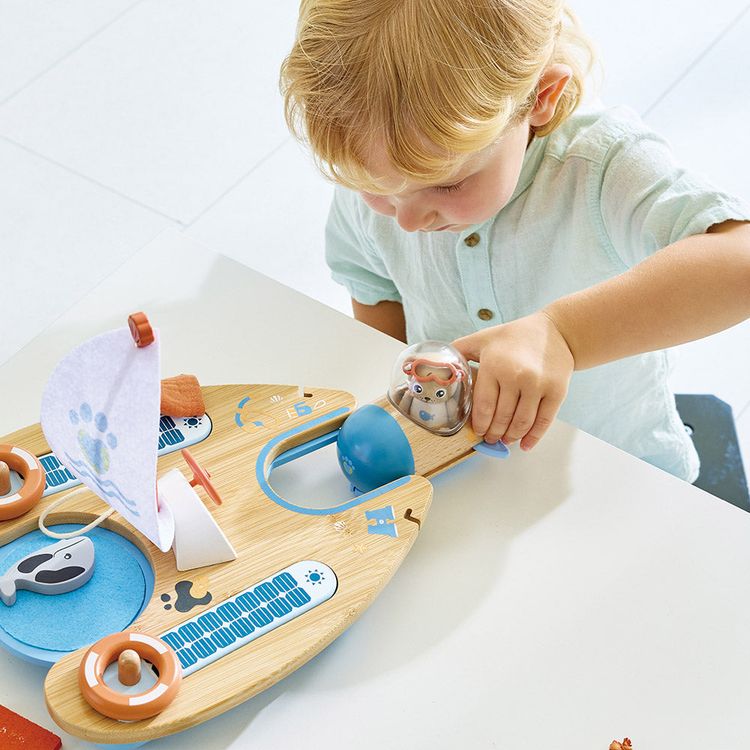 Ben's Eco Catamaran Playset - Image 5