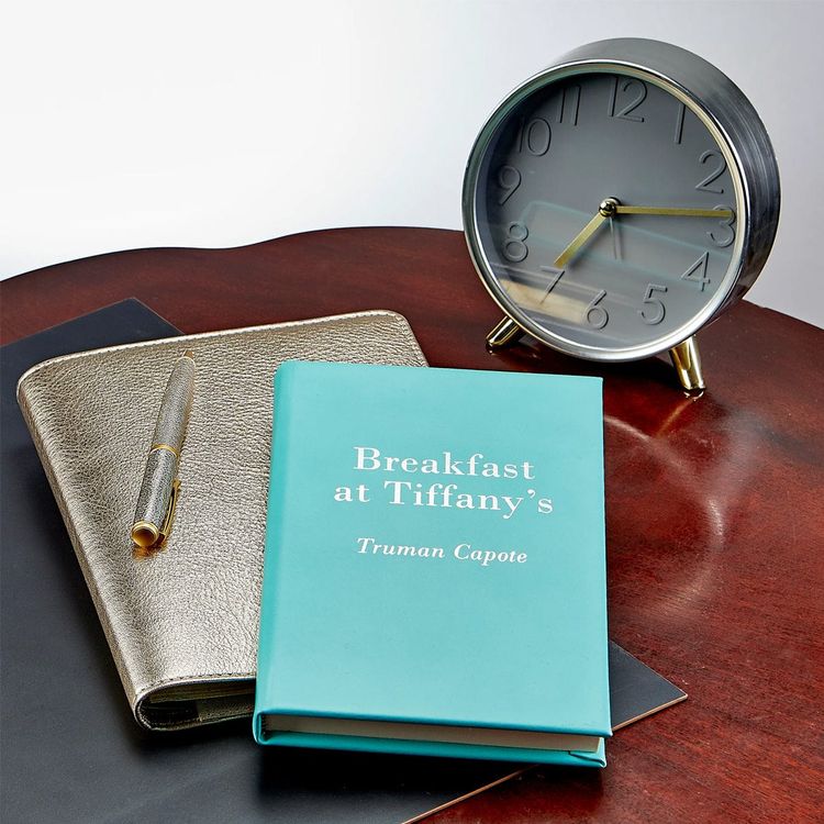Alternative view of Breakfast at Tiffany's Book Leather Edition