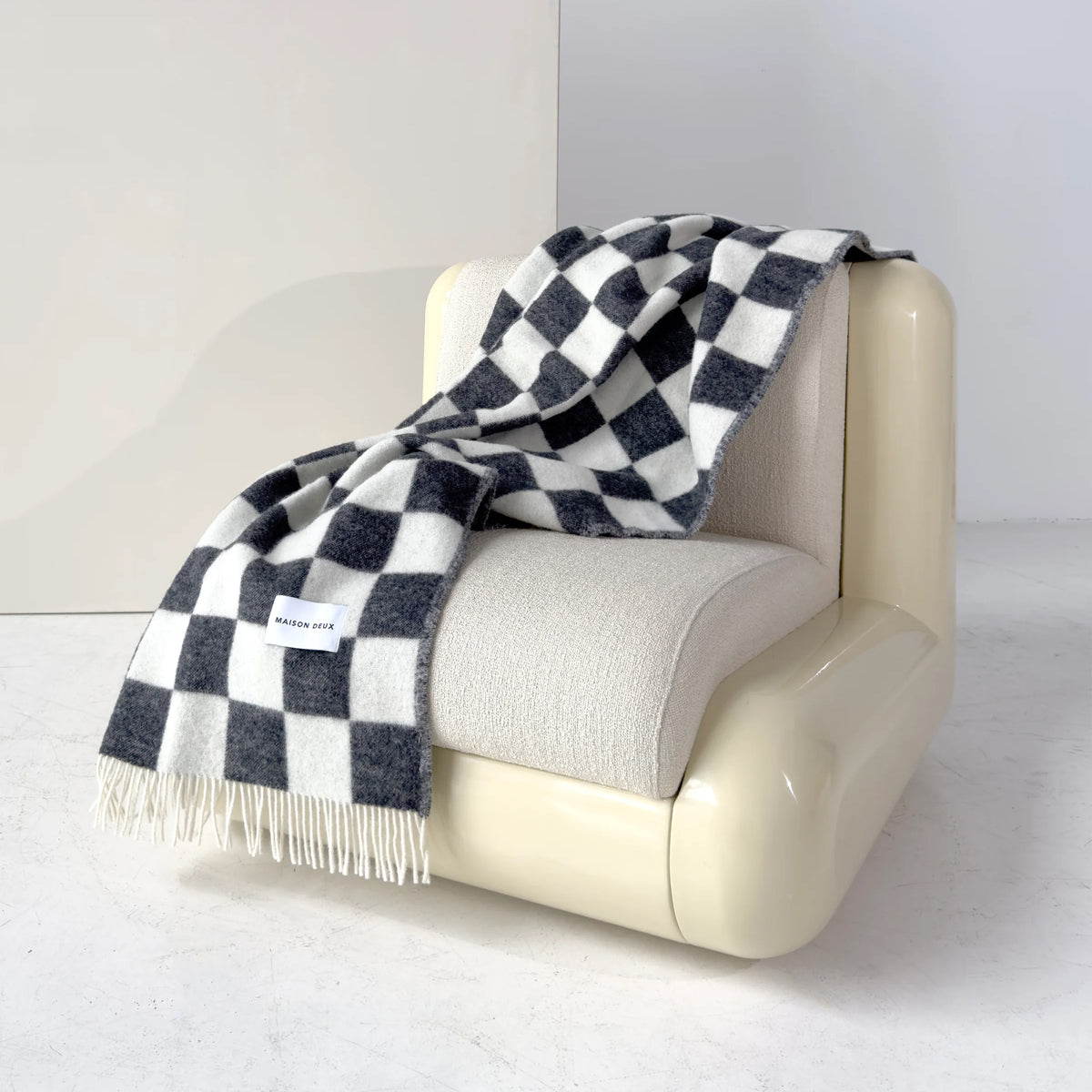 Alternative view of Checkerboard Blanket - Black/White