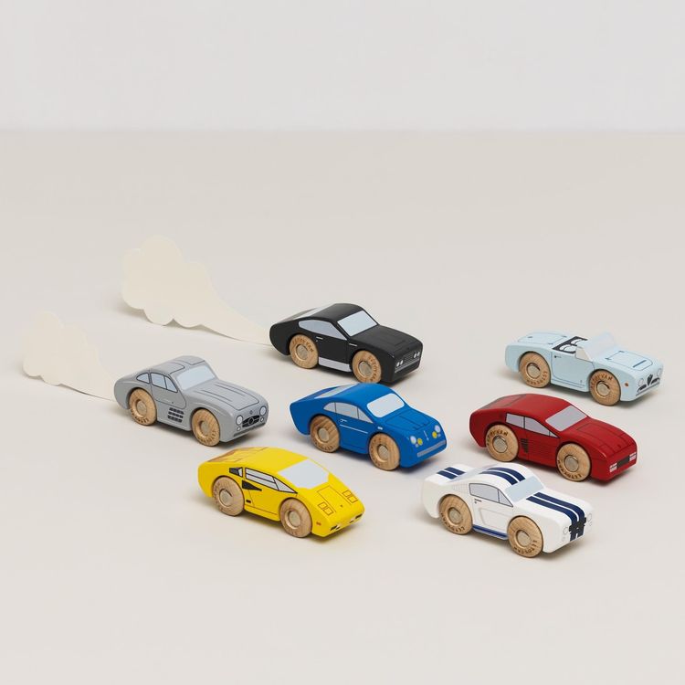 Classic Wooden Sports Cars - 7 Pieces - Image 3