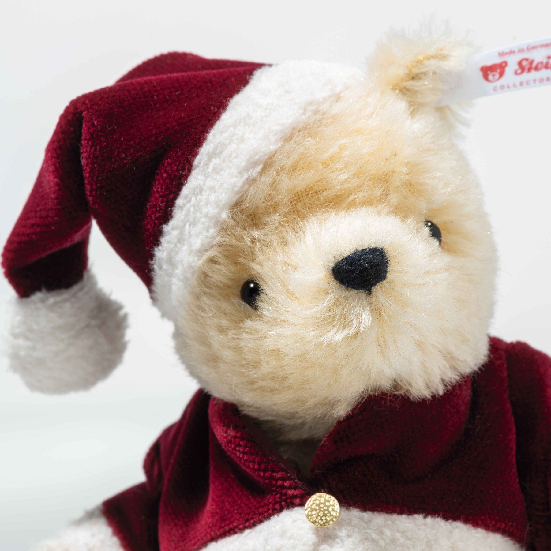 Alternative view of Disney Christmas Winnie the Pooh Limited Edition