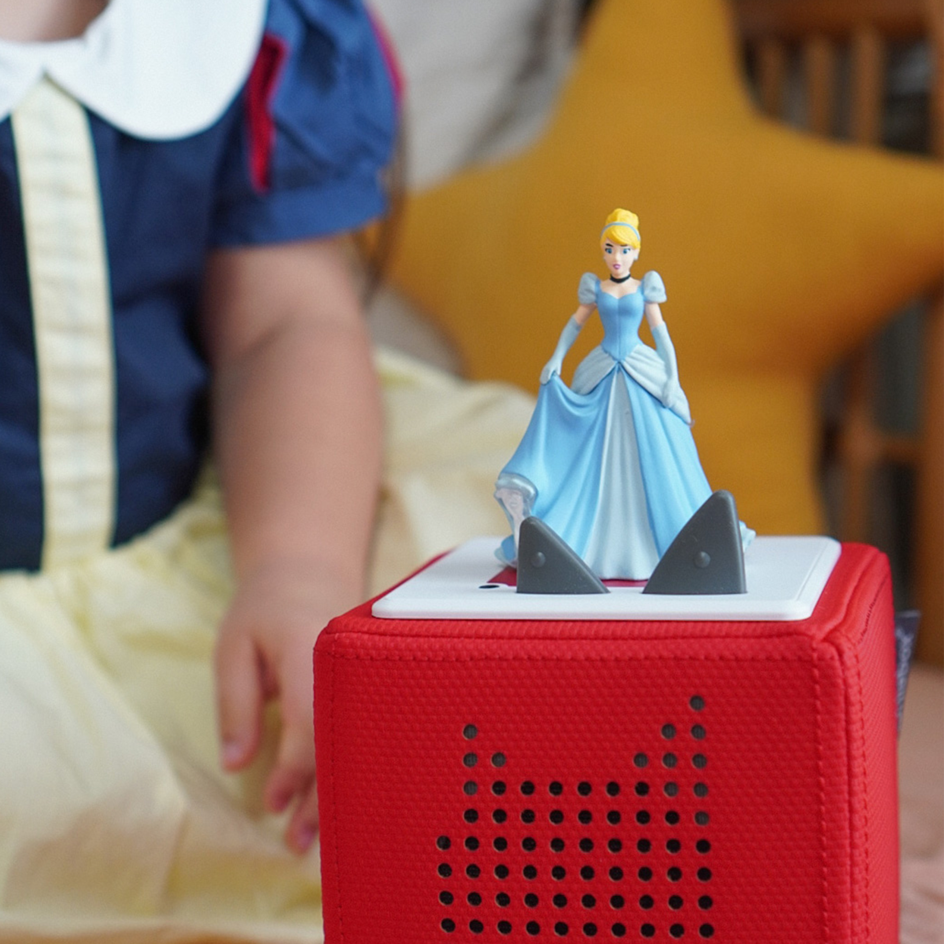 Alternative view of Disney Cinderella Tonie