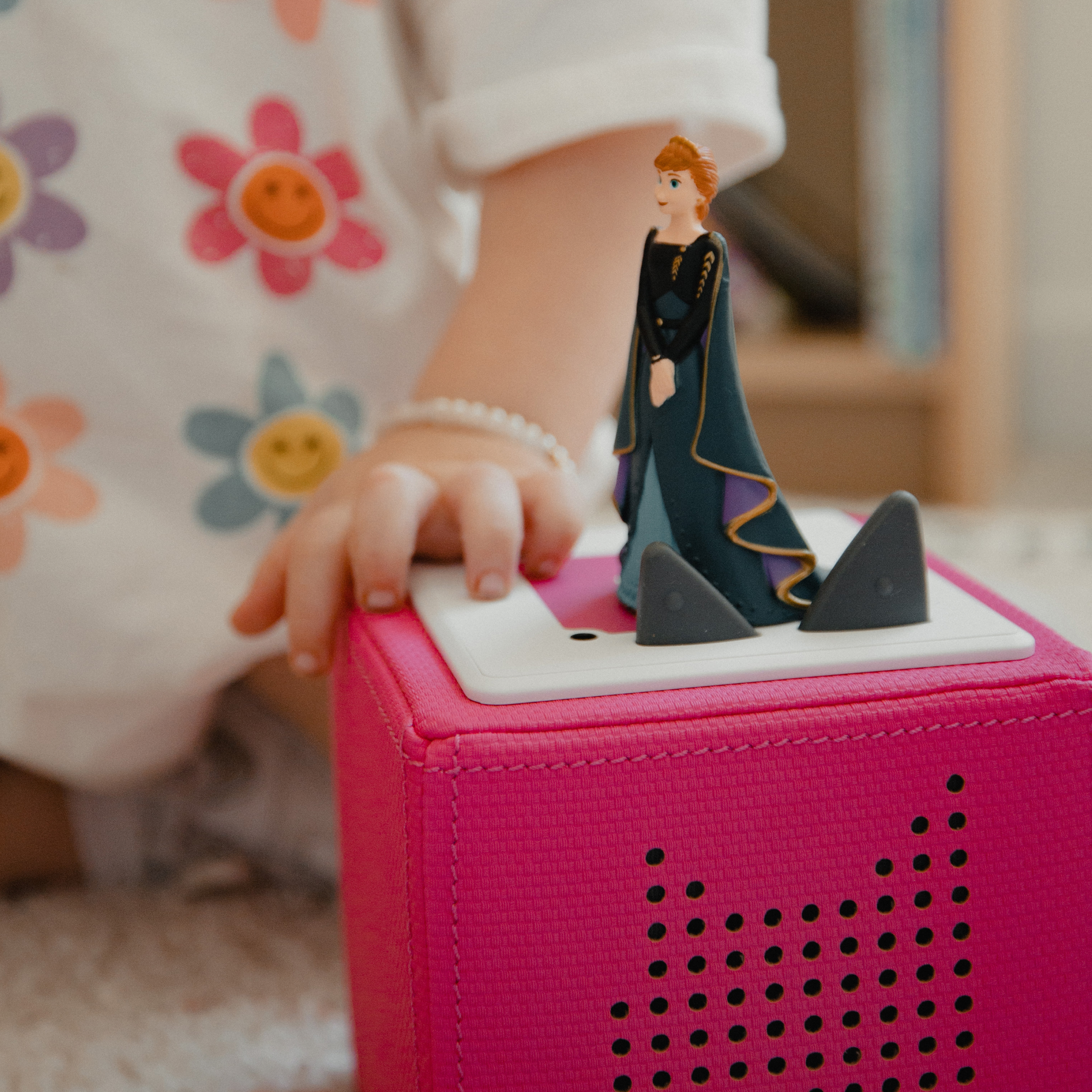 Alternative view of Disney Frozen 2: Anna Tonie