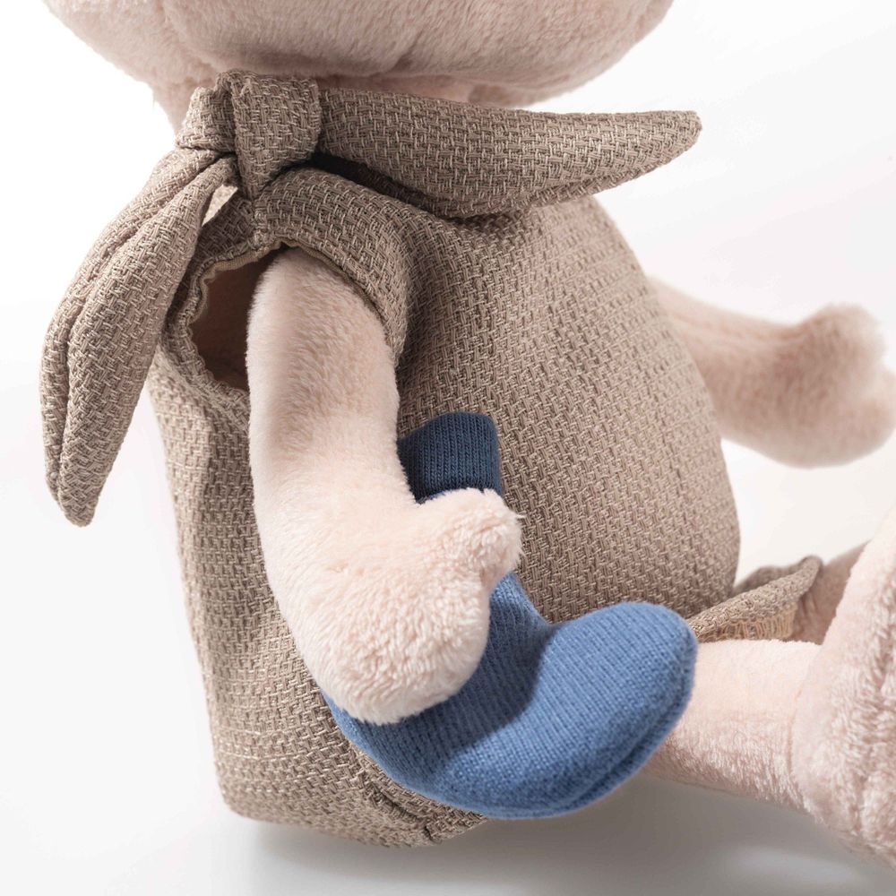 Alternative view of Dobby Plush