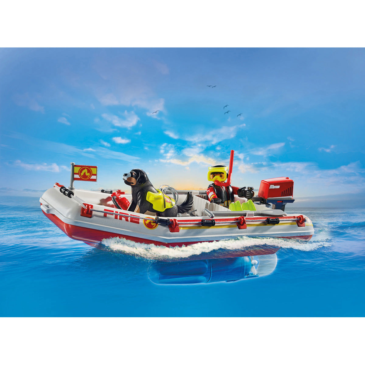 Fireboat with Water Scooter Playset - Image 4