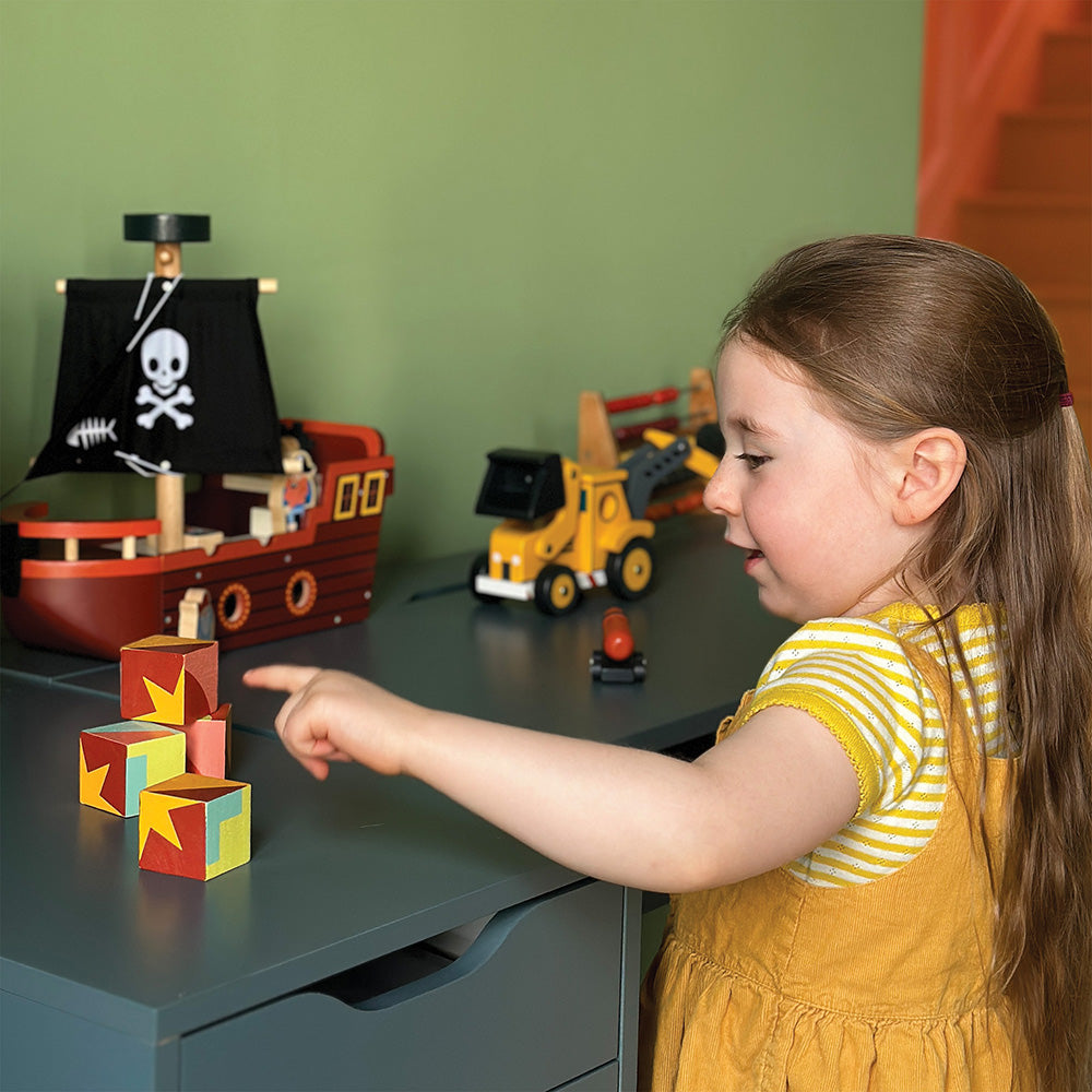 Fishbones Pirate Ship - Image 4