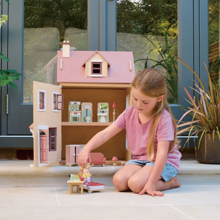Alternative view of Foxtail Villa Dollhouse