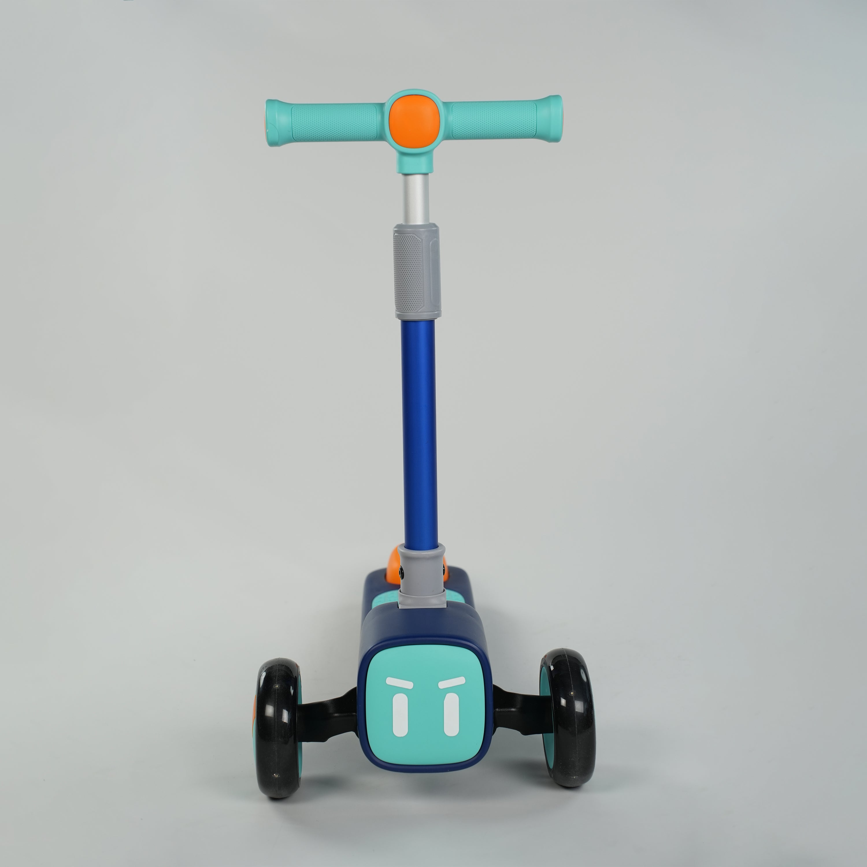 Freddo Poker Face Scooter - Blue - Image 7