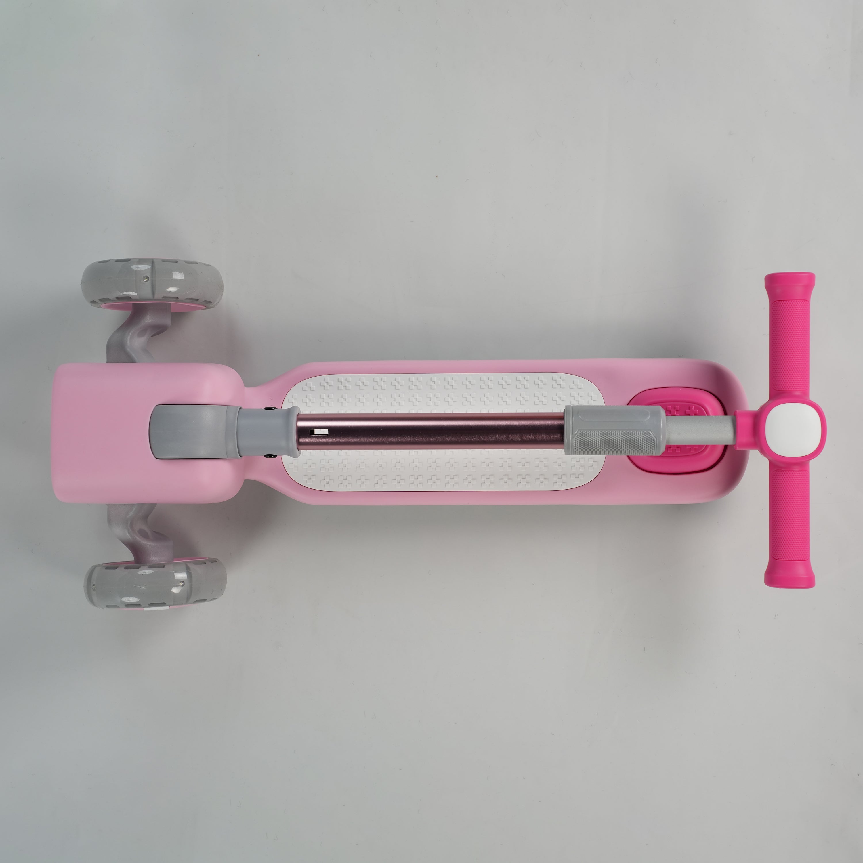Freddo Poker Face Scooter - Pink - Image 8