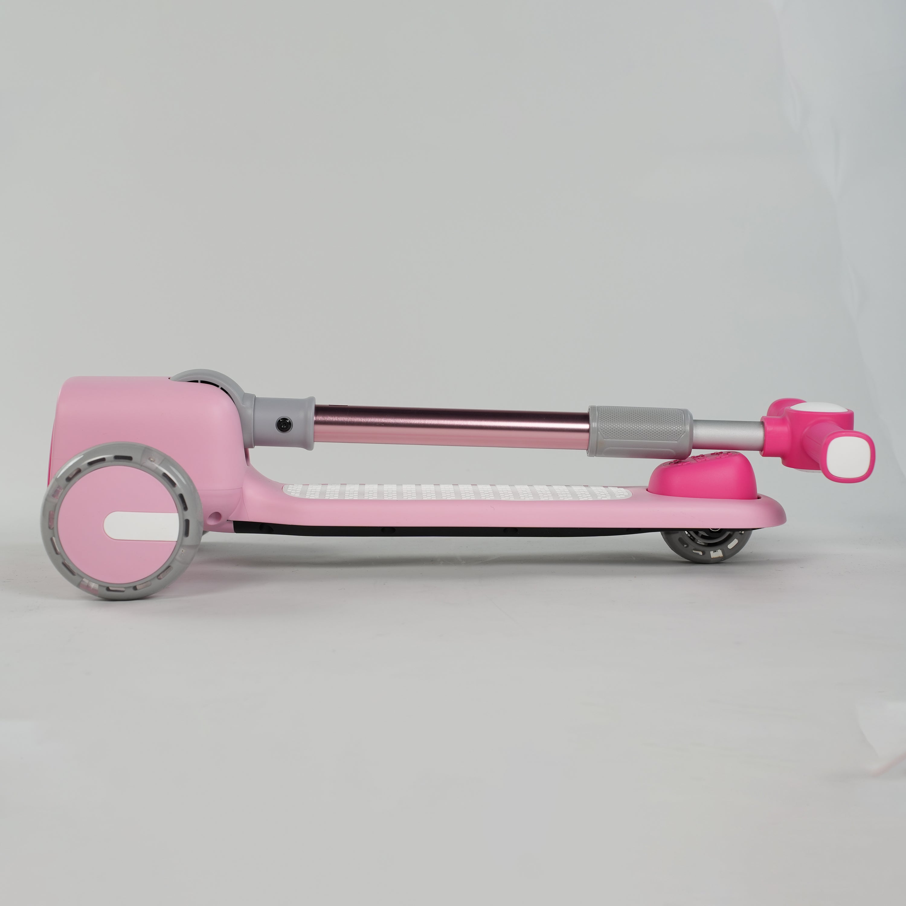Freddo Poker Face Scooter - Pink - Image 9