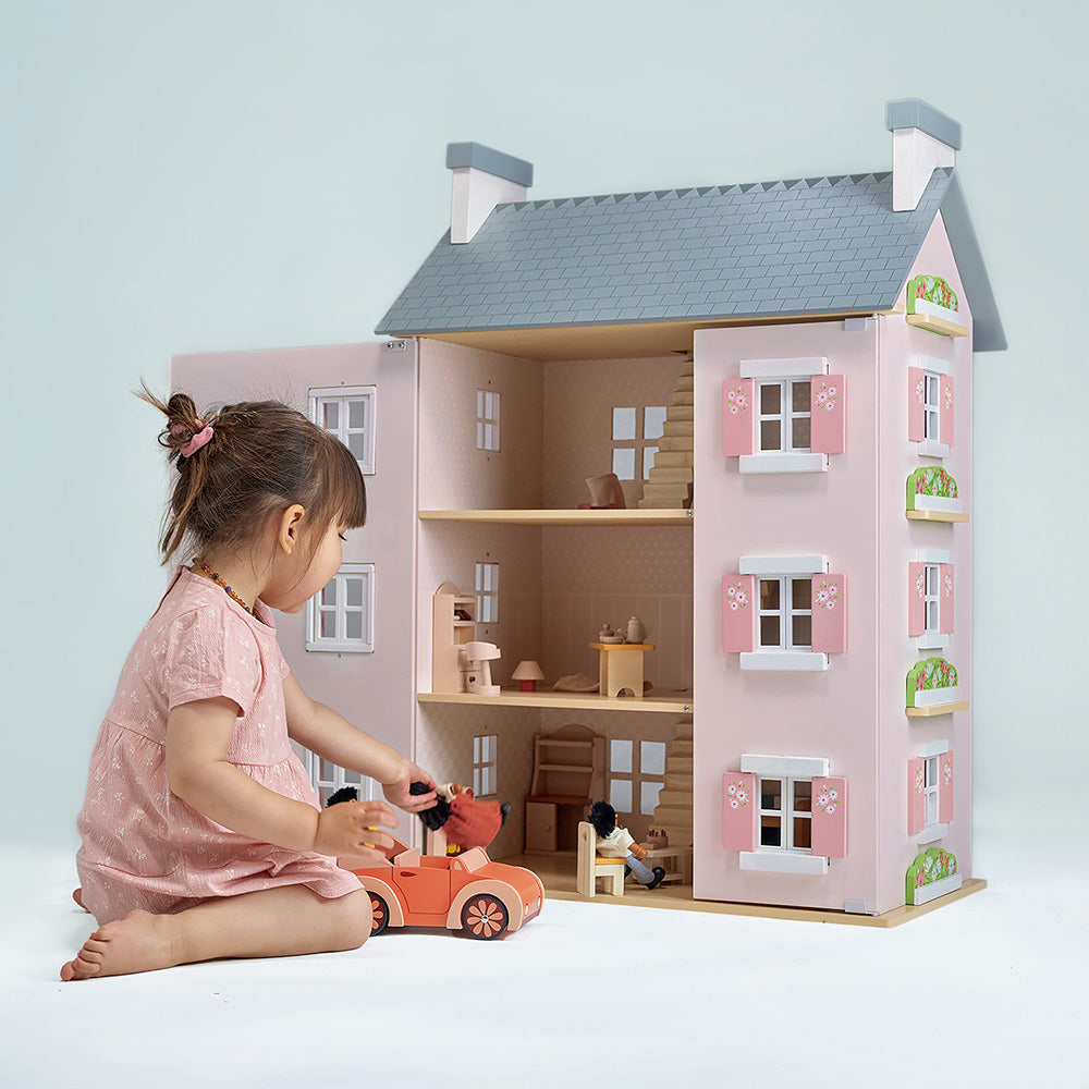 Heather Hall Dollhouse - Image 4