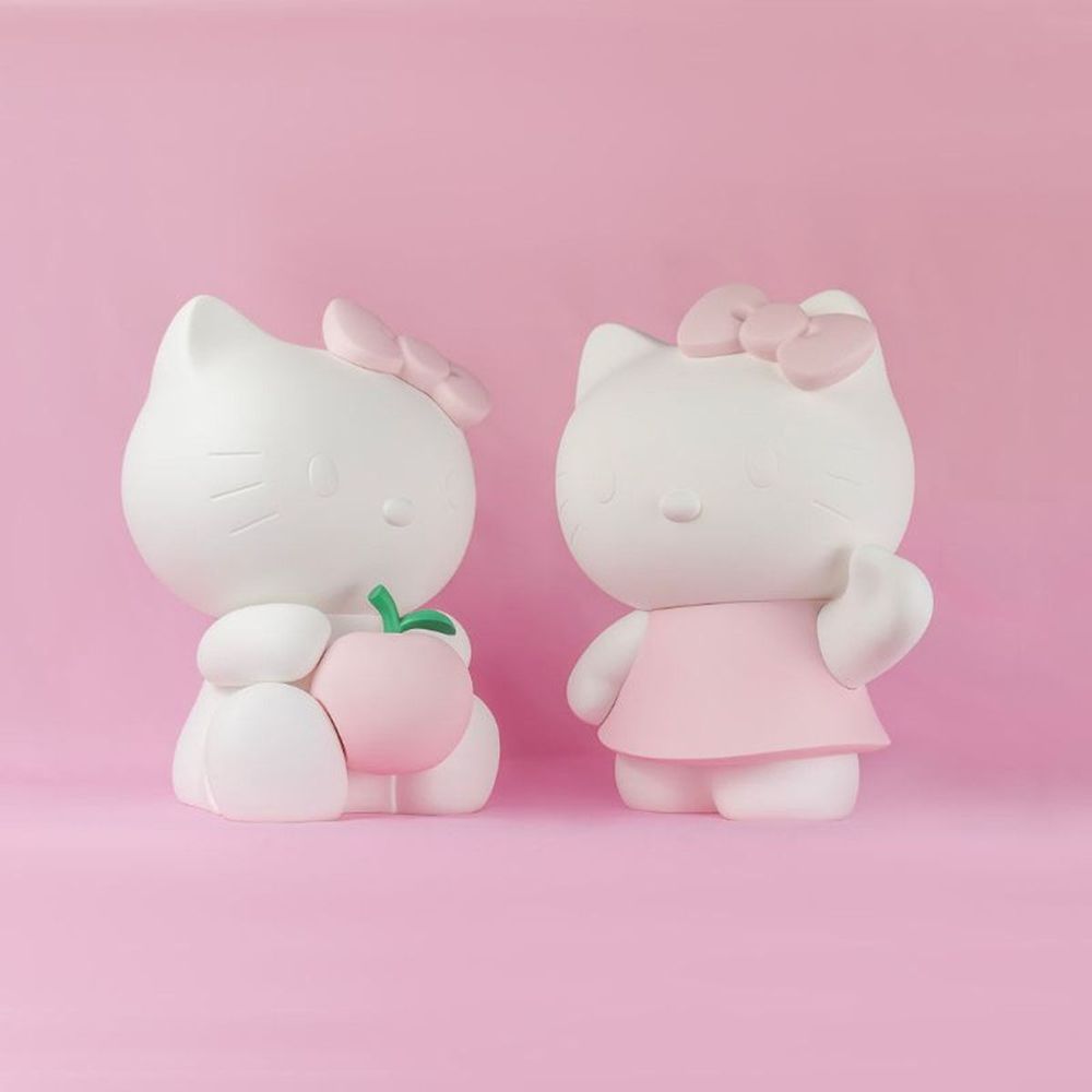 Hello Kitty Figure in Pink Robe - 10.6" - Image 3