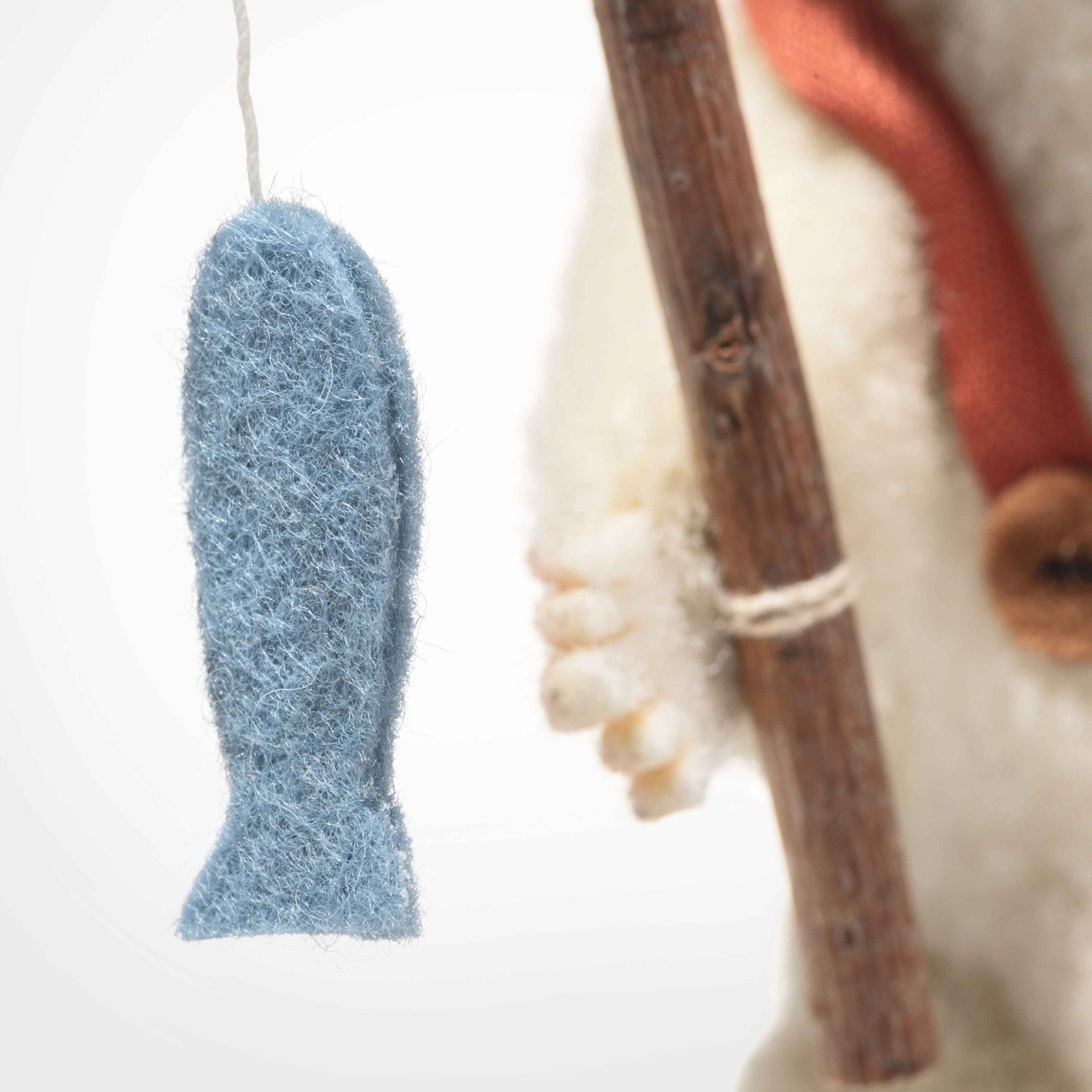 Huckleberry Finn Mouse Limited Edition Plush - Image 3