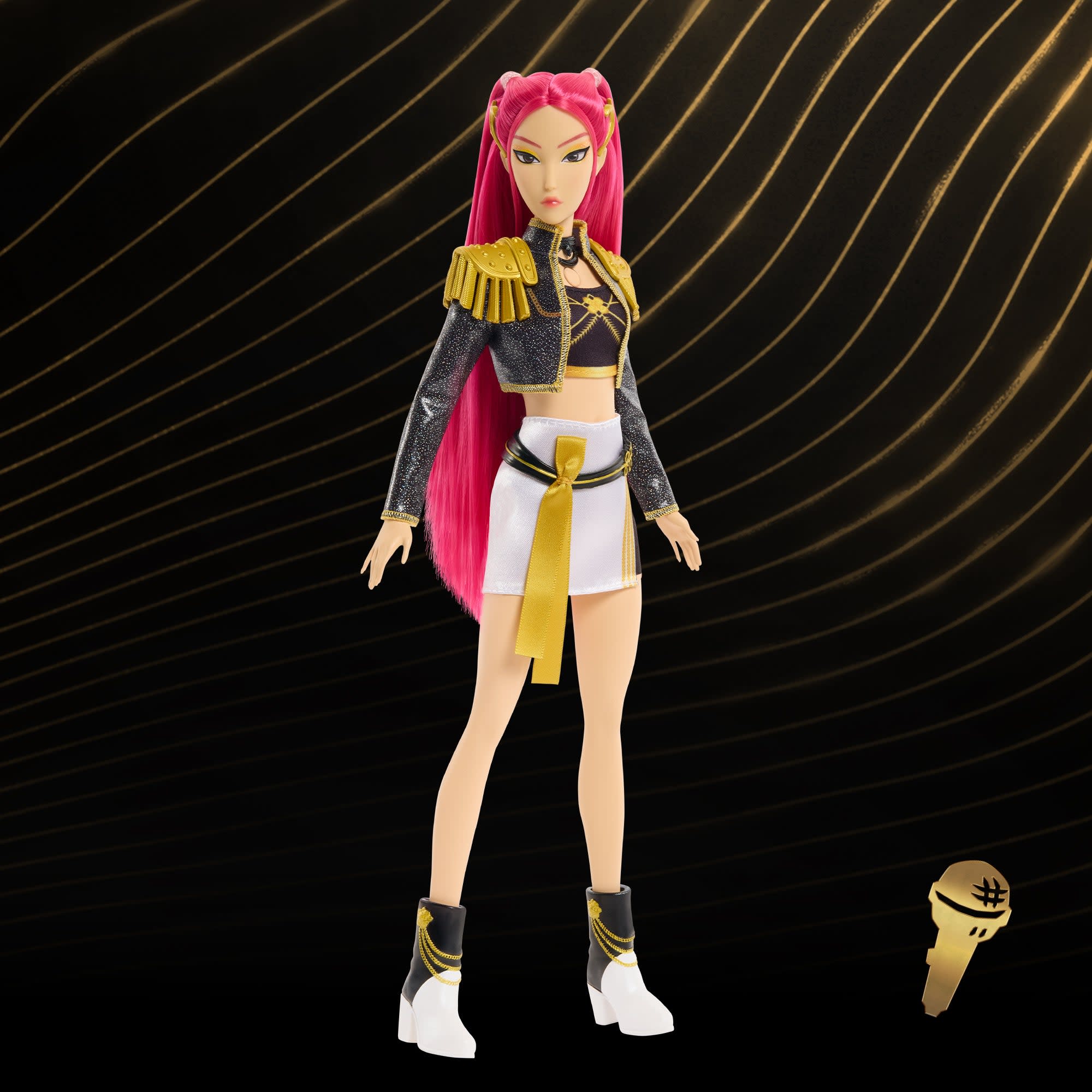 Alternative view of KPop Demon Hunters Singing Mira Fashion Doll