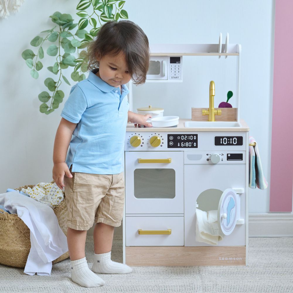 Alternative view of Little Chef Lake Tahoe Wooden Play Kitchen Washer & Mini Garden - White