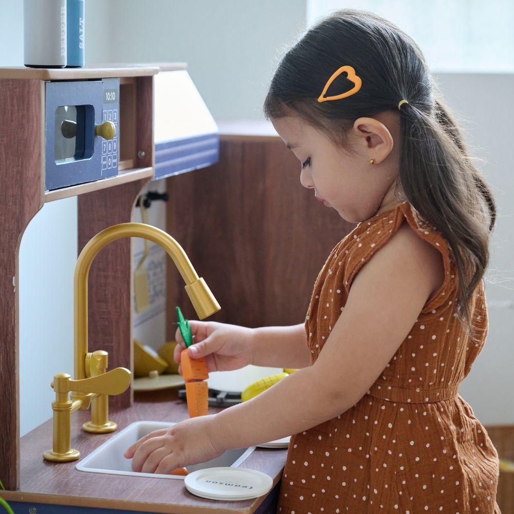 Little Chef Normandy Wooden Play Kitchen with Modular Fridge & Sink - Blue - Image 6