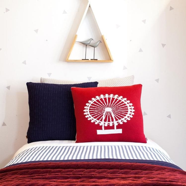 London Eye Pillow - Image 3