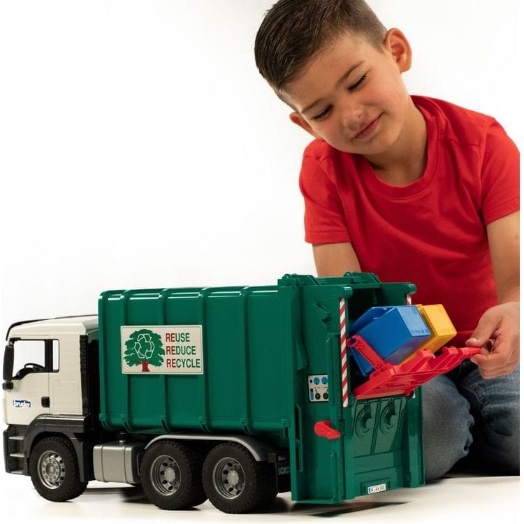 Alternative view of MAN TGS Rear Loading Garbage Truck (Green)
