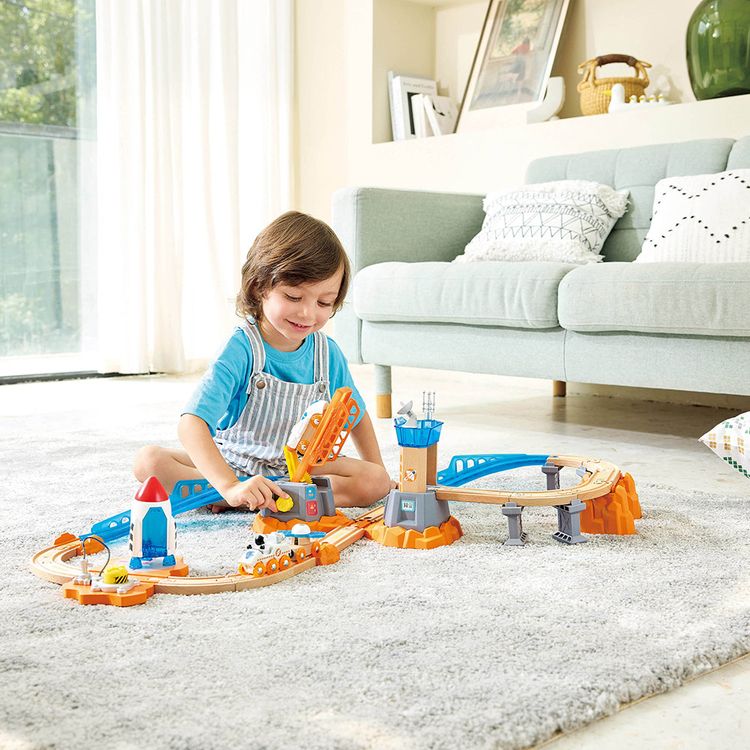 Alternative view of Mars Launch Rail Set