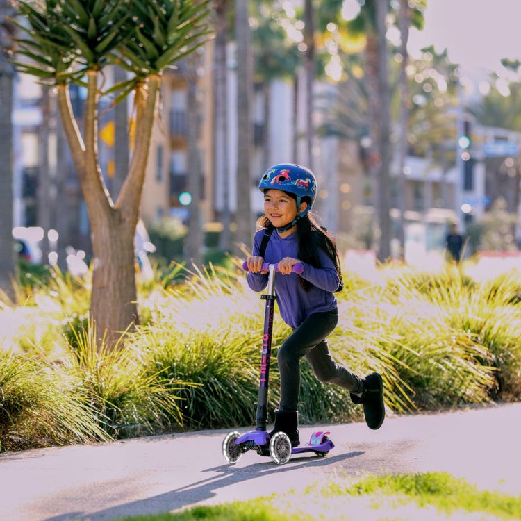 Alternative view of Micro Maxi Foldable LED Scooter - Purple