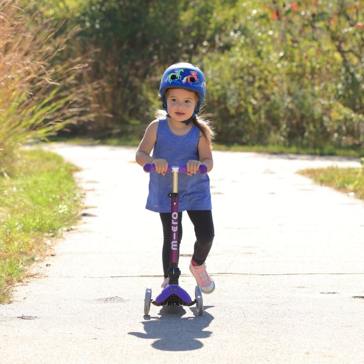 Micro Mini Foldable LED Scooter - Purple - Image 3