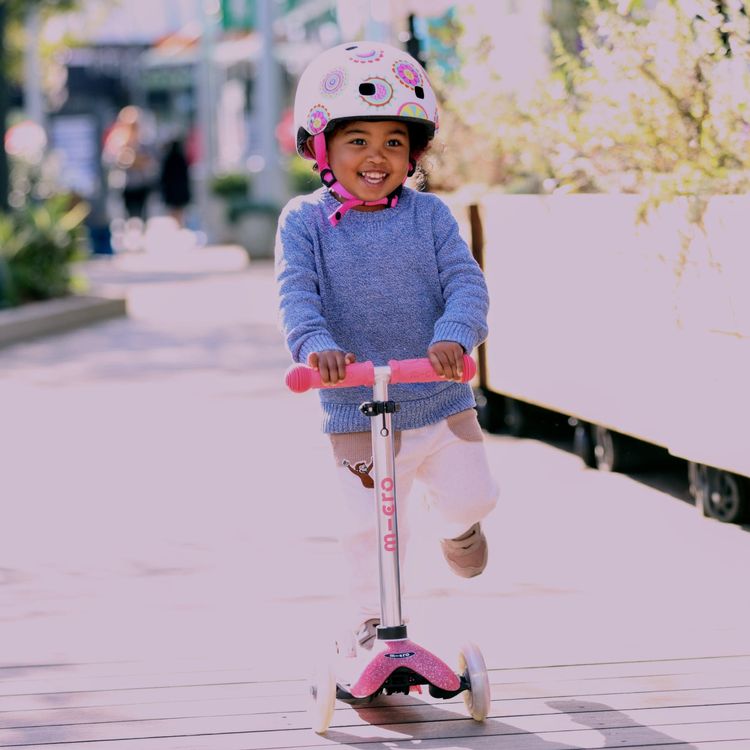Alternative view of Micro Mini Glitter LED Scooter - Pink
