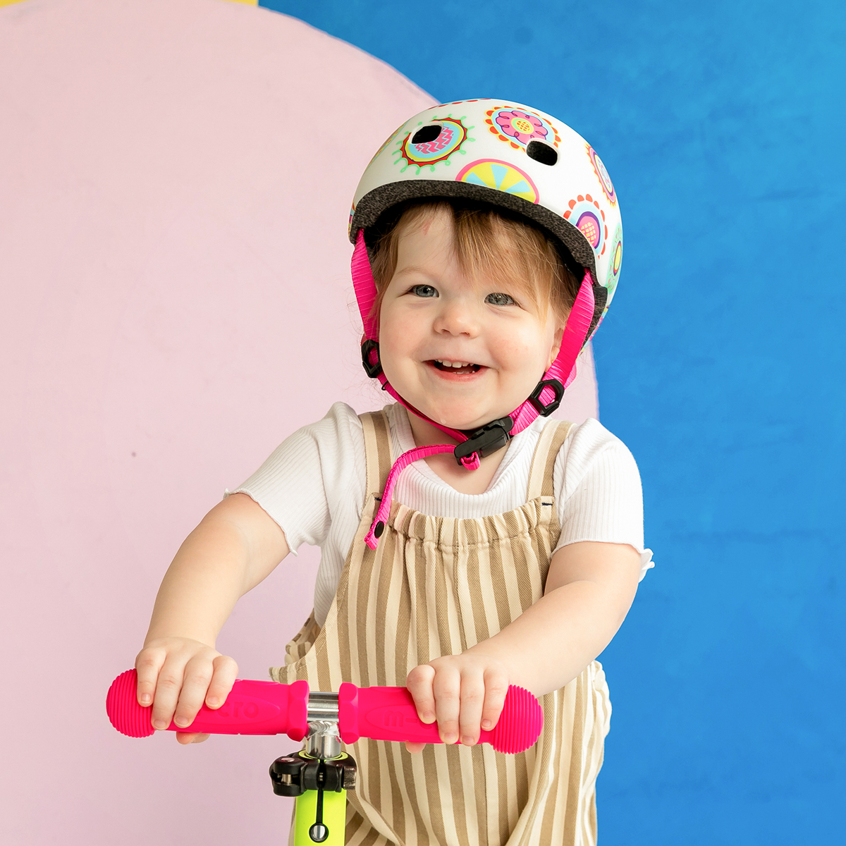 Mini Deluxe Foldable LED Scooter - Neon Flamingo Pink/Yellow - Image 3