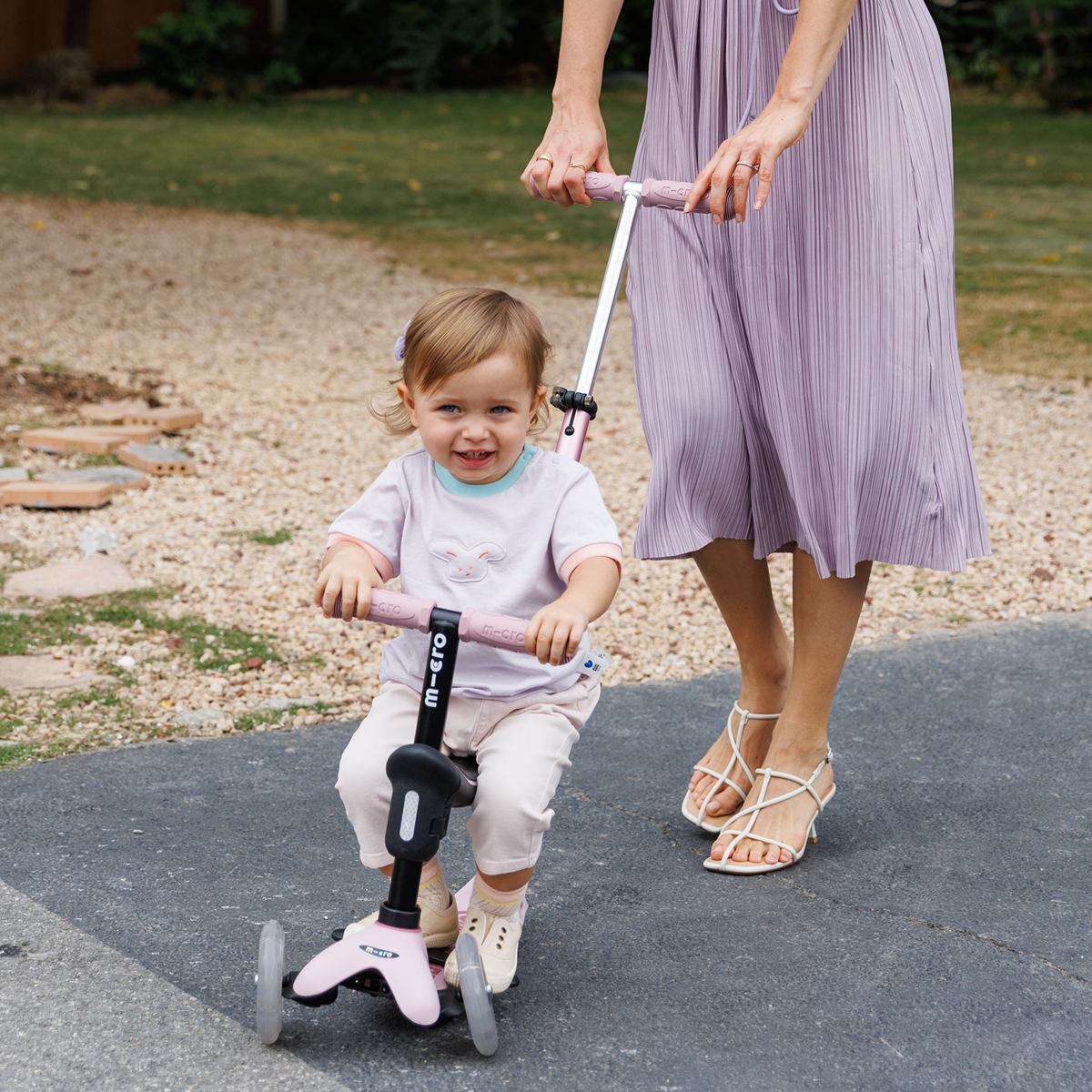 Mini Deluxe Rock & Go LED Scooter - Dusty Rose - Image 3