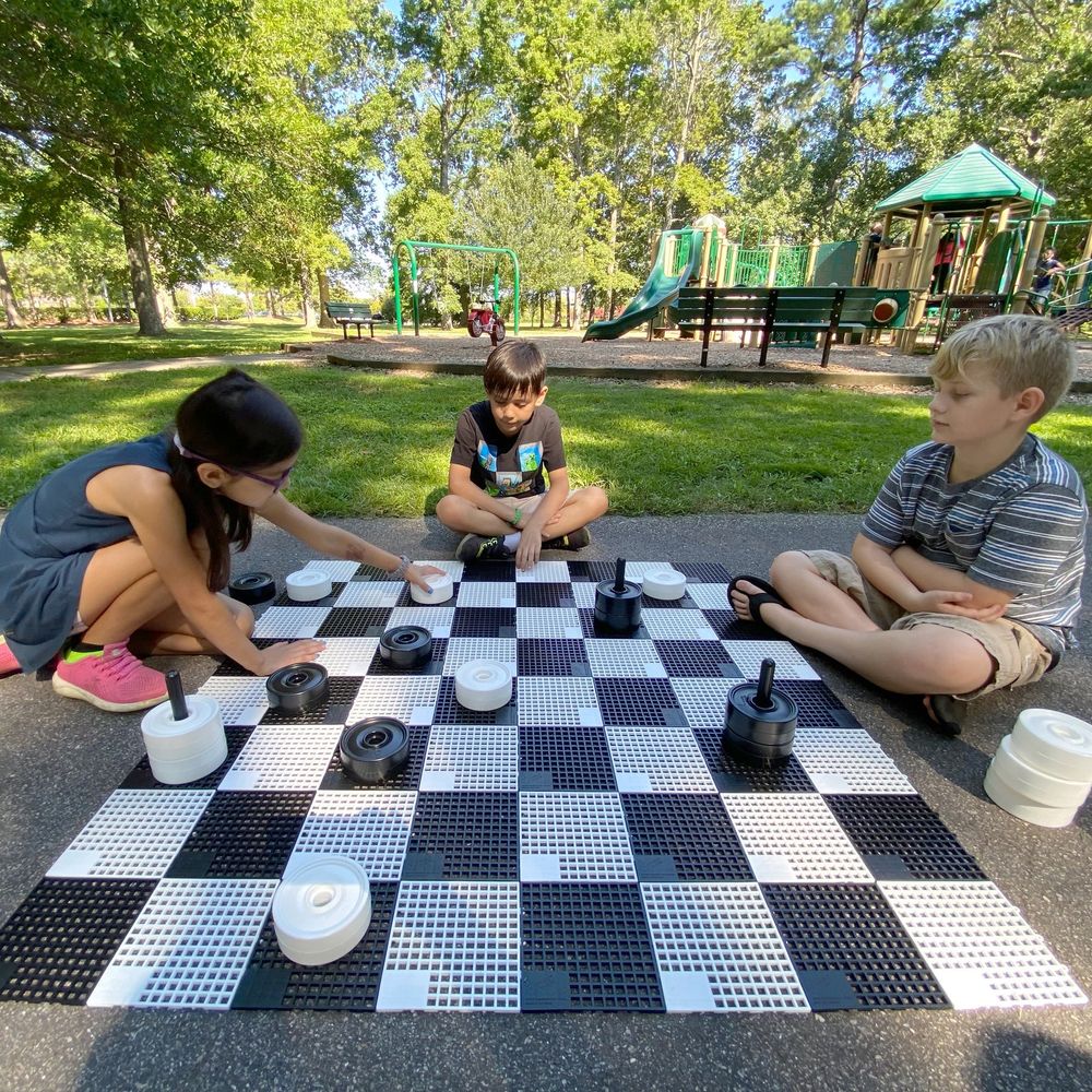 Mini-Giant Checker Pieces - Image 3