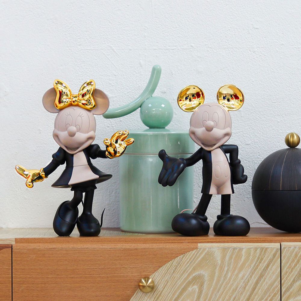 Minnie Mouse 12" Kelly Hoppen Figurine - Image 3