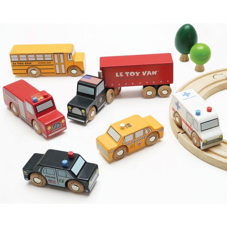 New York Wood Toy Car Set - 7 Piece - Image 3
