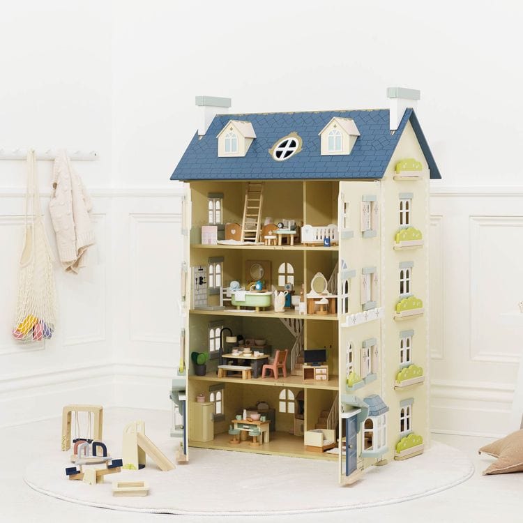 Palace Wooden Dollhouse - Image 3