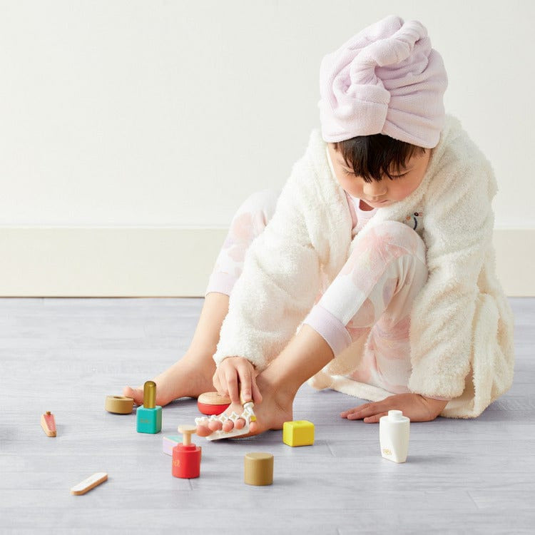 Pampered Play Pretend Wooden Beauty Set - Image 3