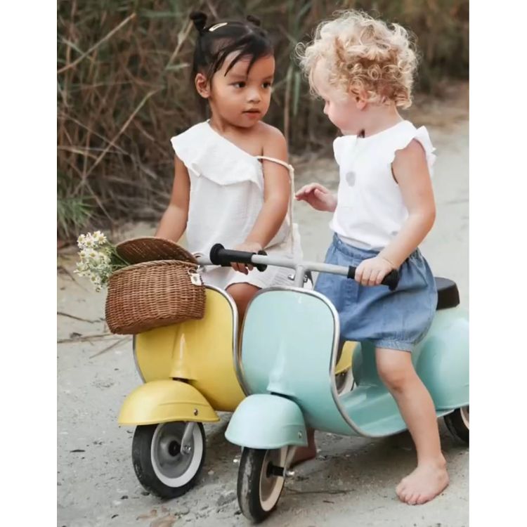 Alternative view of Primo Classic Ride-On Scooter - Mint