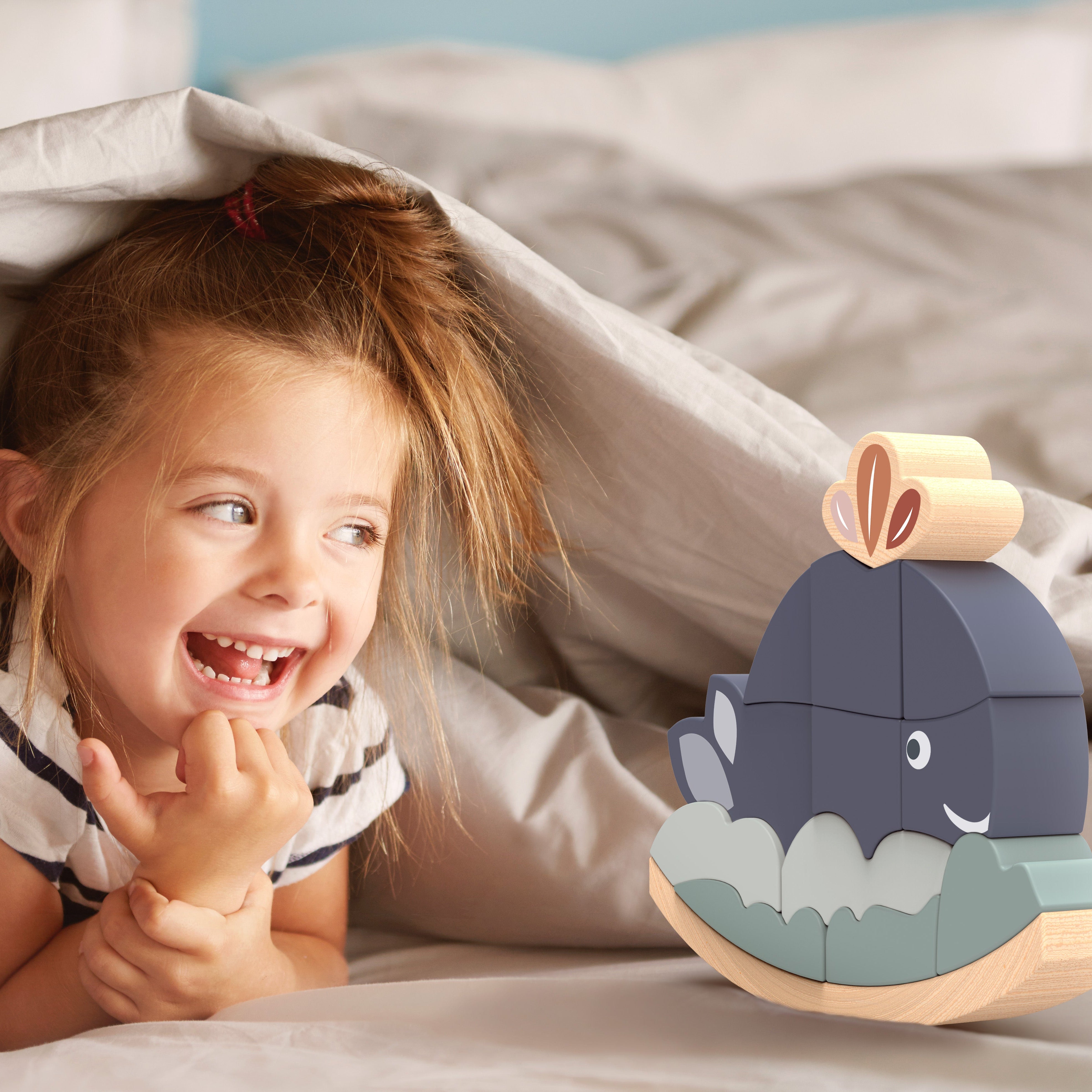 Alternative view of Rocking Whale Stacker