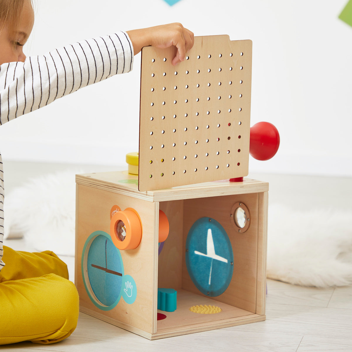 Sensory Multi-Activity Discovery Box - Image 3