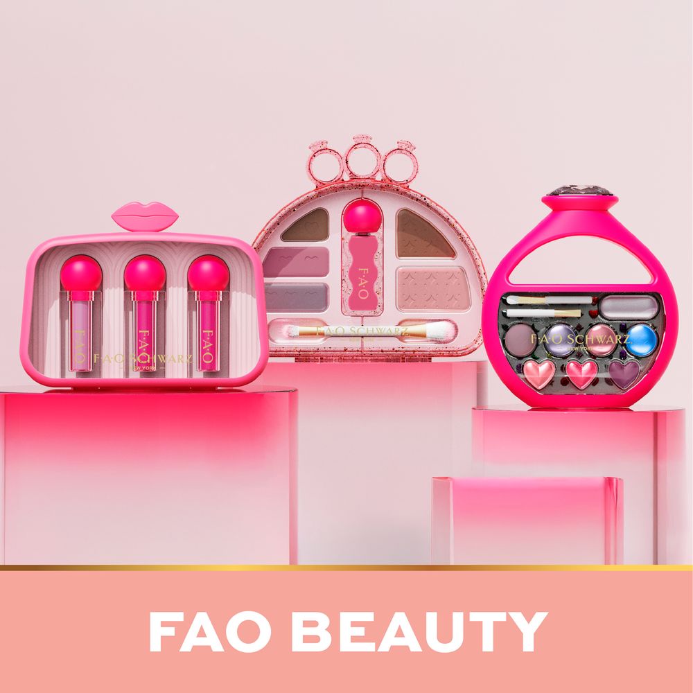 Shimmer & Shadow 7-Piece Cosmetic Set - Image 4