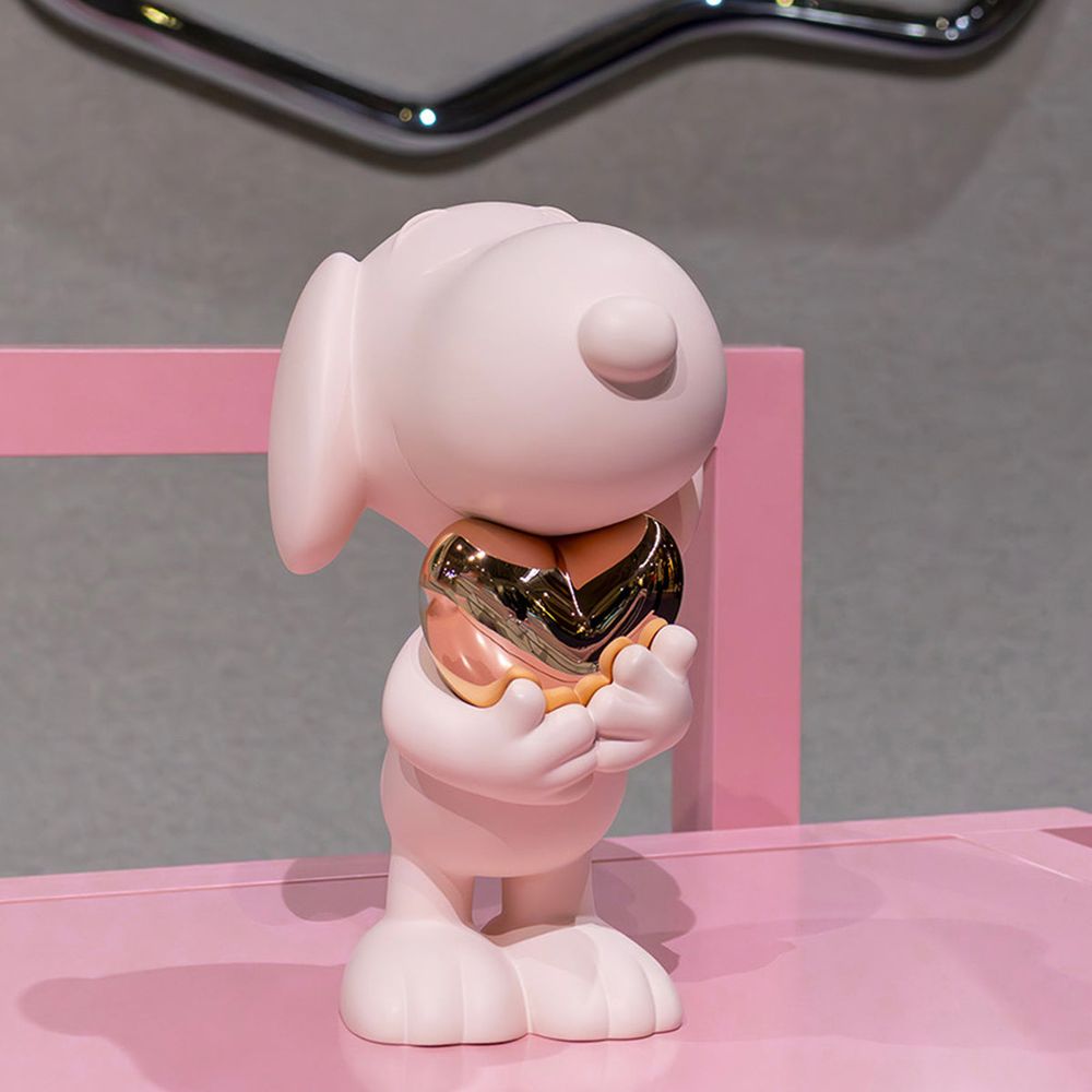 Snoopy Heart Pink & Gold Pink 11in - Image 3