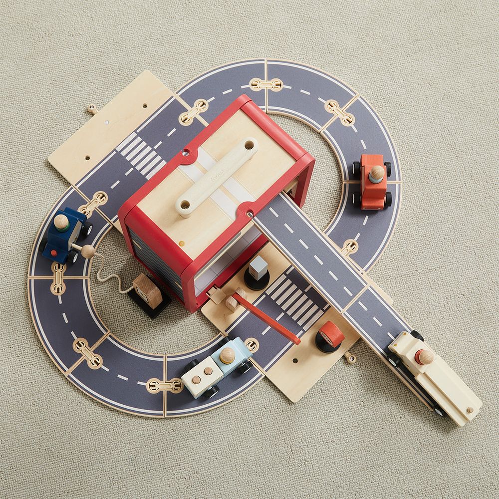 Take With Me Garage Playset - Image 10