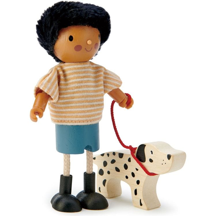 The Forrester Family Wooden Dolls - Image 5