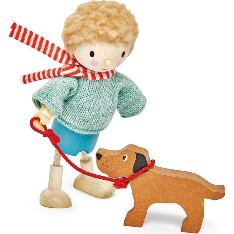 The Goodwood Family Wooden Dolls - Image 2