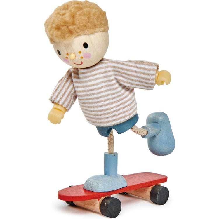 The Goodwood Family Wooden Dolls - Image 5