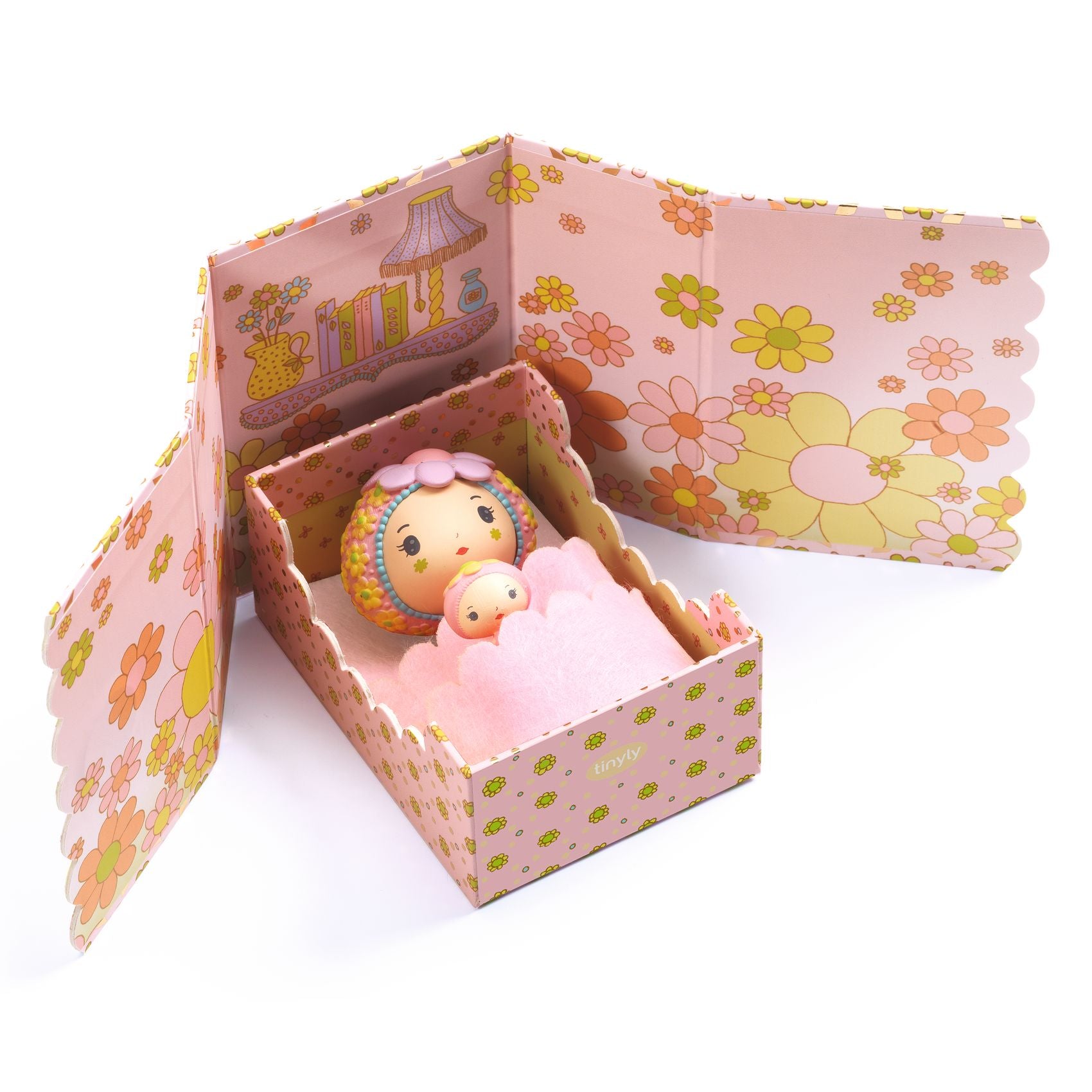Tinyly Rose Tinyroom with Figurines