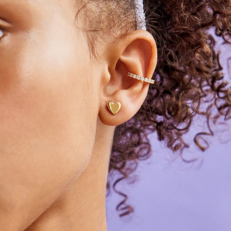 Alternative view of Whole Lotta Heart 18K Gold Kids' Earrings - Gold