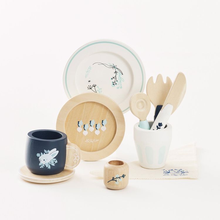 Wooden Cutlery Pretend Play Dining Set - Image 8