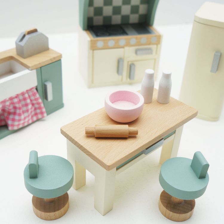 Wooden Dollhouse 20 Piece Kitchen Furniture Set - Image 3