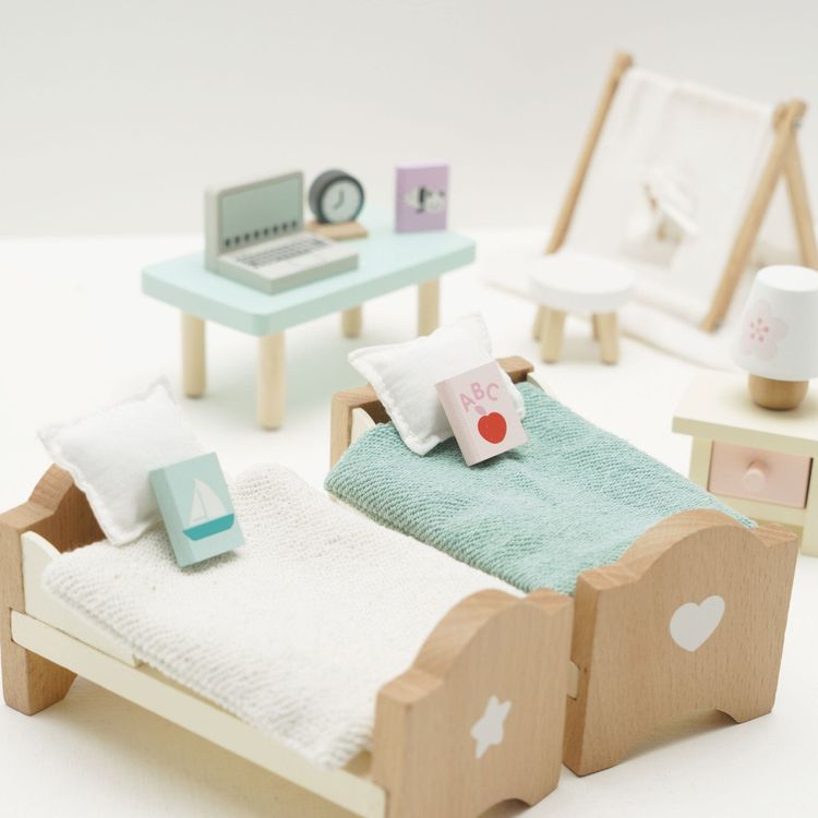 Alternative view of Wooden Dollhouse 24 Piece Child's Bedroom Furniture Set